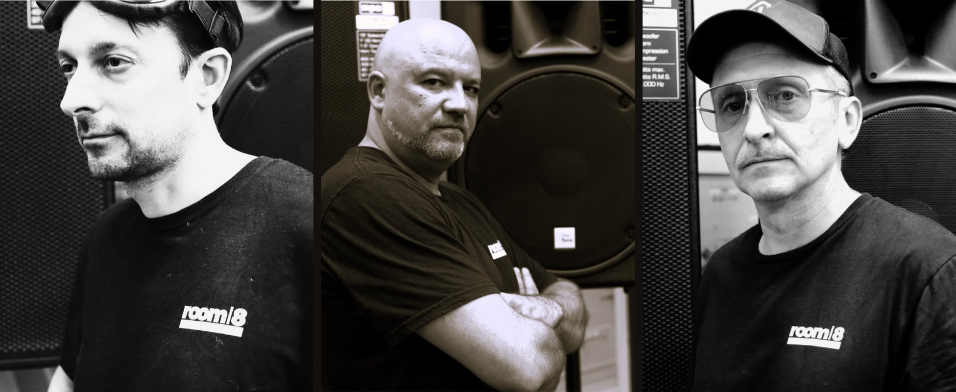 Portraits en noir et blanc des trois artistes de room8 devant des enceintes : HIGHFLYING, MAD-C et Chris Heid Live